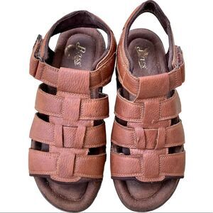 G.H. Bass Mens Sandals. Brown, 9.5